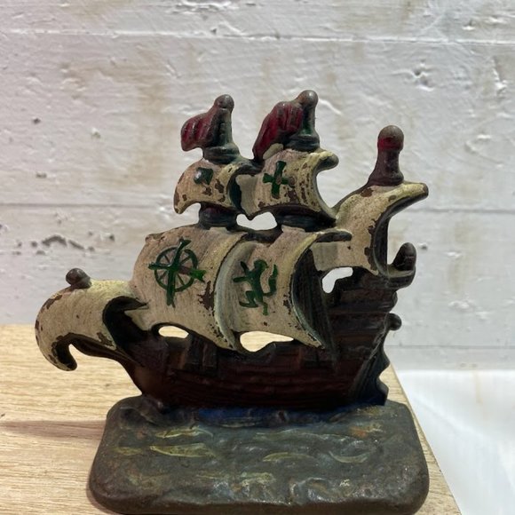 Vintage Connecticut Foundry Pirate Galleon Cast Iron Painted Bookends Pirates - Picture 3 of 15